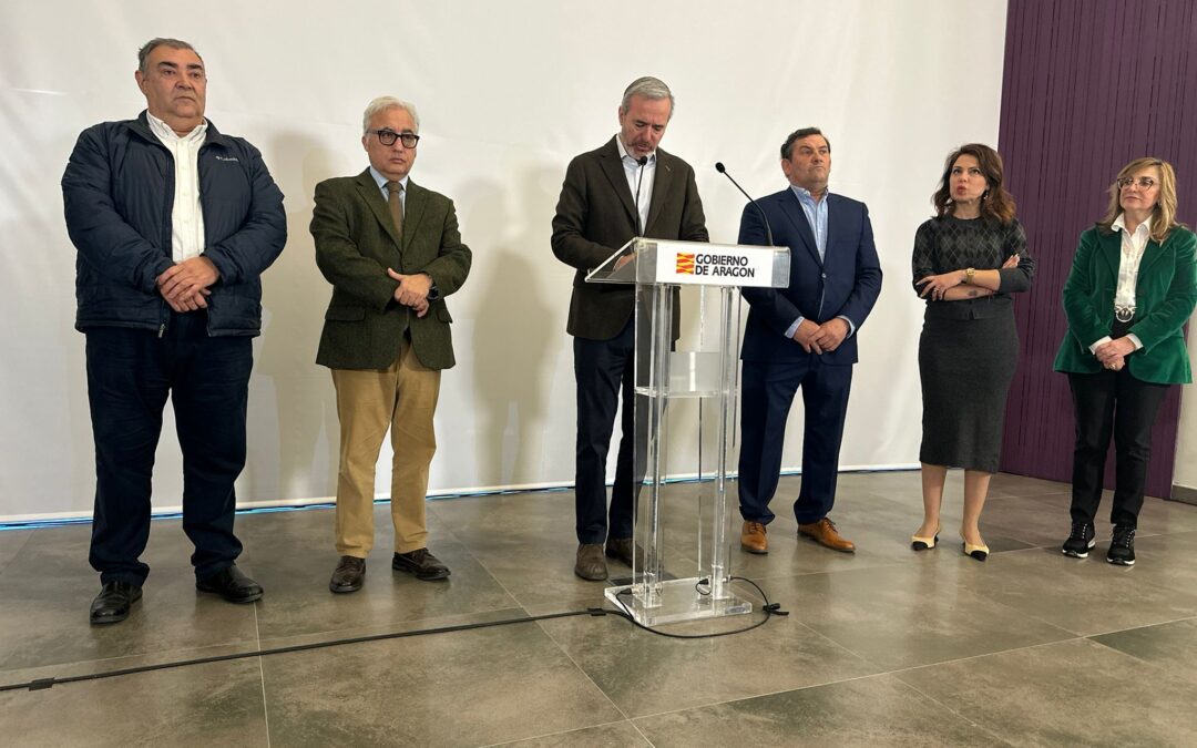 El presidente Azcón anuncia la inversión de 9,8 millones de euros para el sector del vino durante 2025